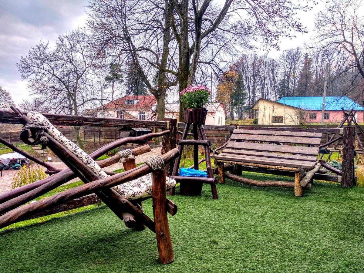 Panorama Hotel&SPA Chernivtsi Bagian luar foto