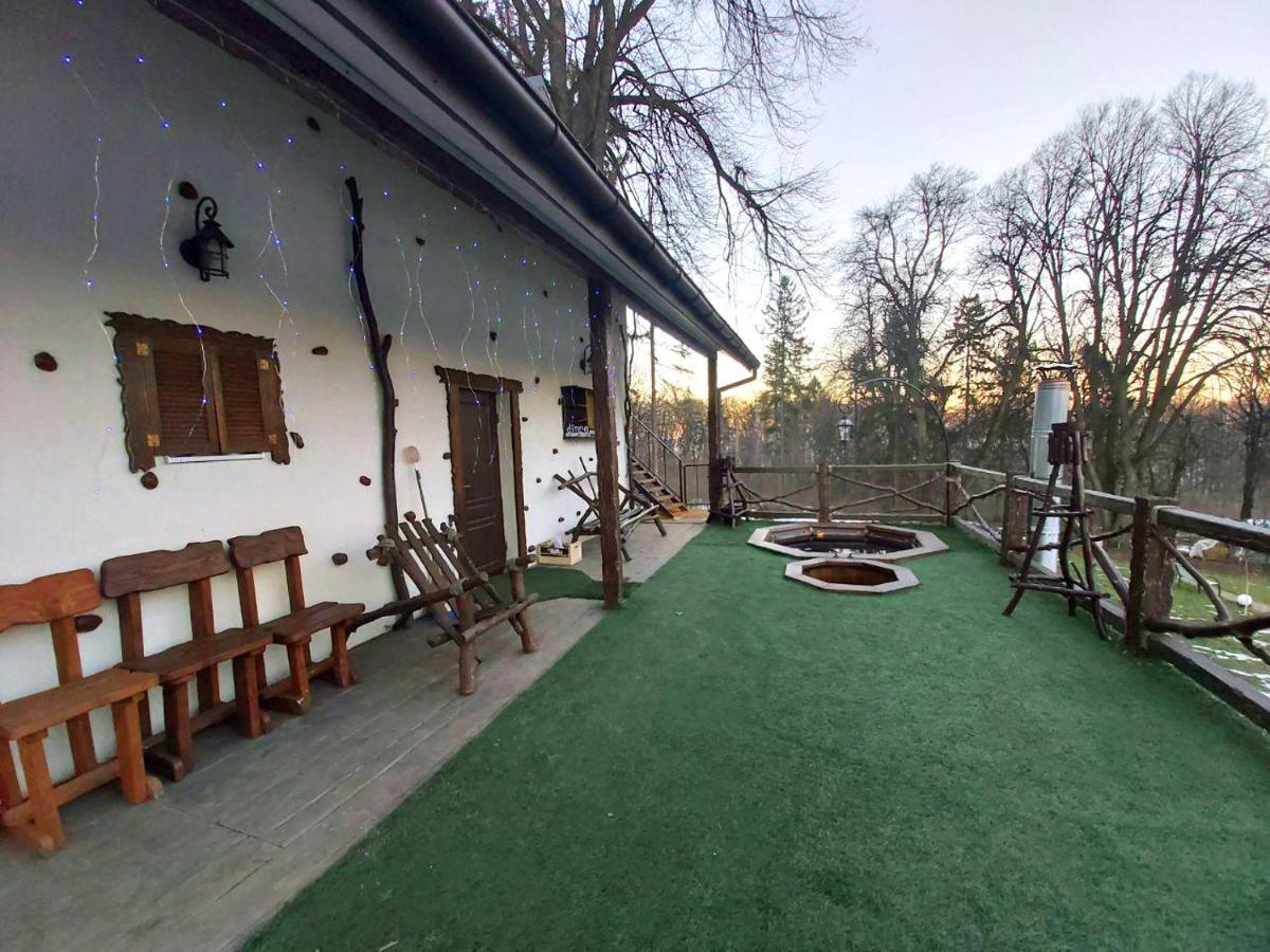 Panorama Hotel&SPA Chernivtsi Bagian luar foto