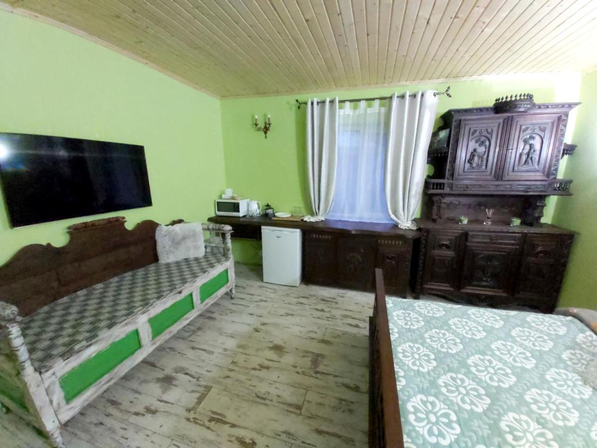 Panorama Hotel&SPA Chernivtsi Bagian luar foto